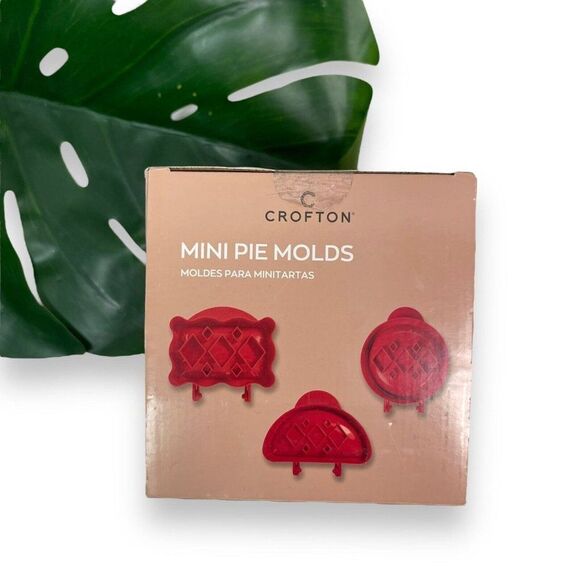 🆕 Crofton Mini Pie Molds in Red - Set of Three - Picture 5 of 6